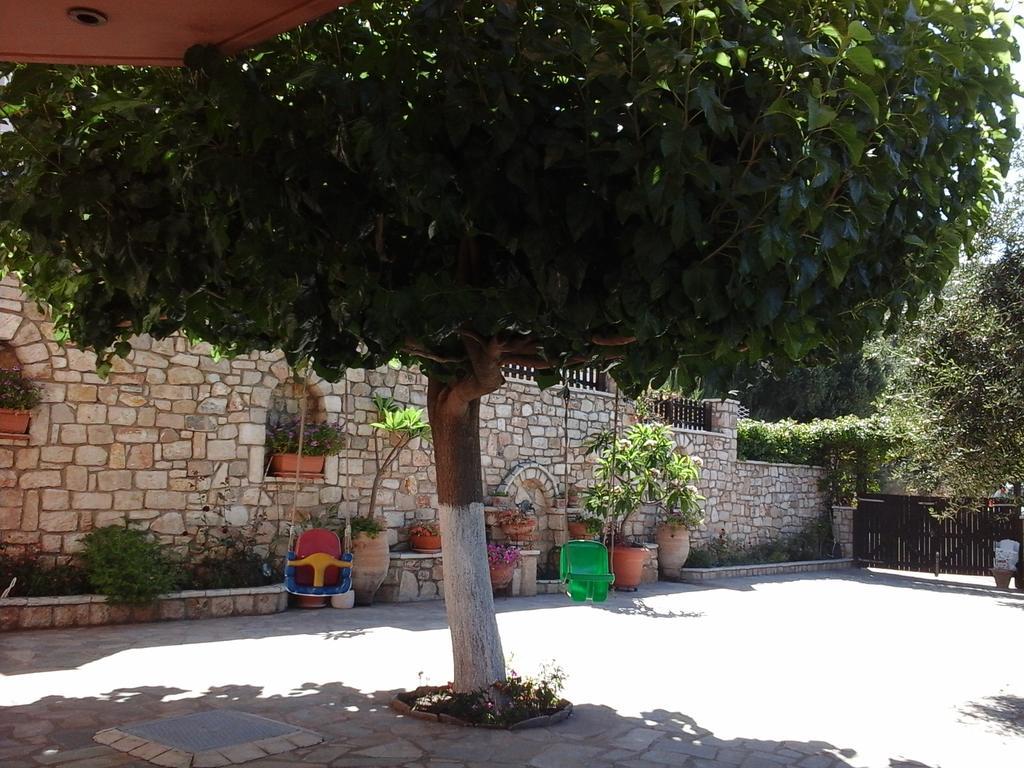 Villa Giovanni Paralia Vrachou Buitenkant foto