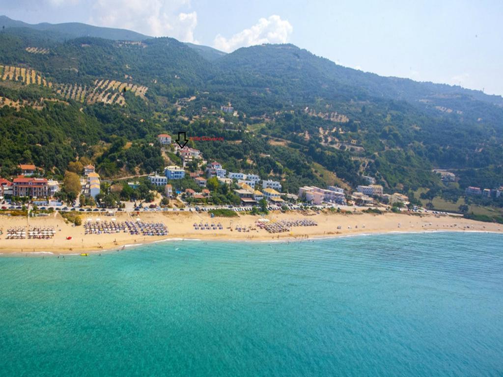 Villa Giovanni Paralia Vrachou Buitenkant foto