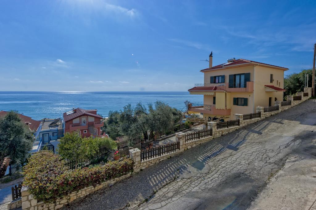 Villa Giovanni Paralia Vrachou Buitenkant foto