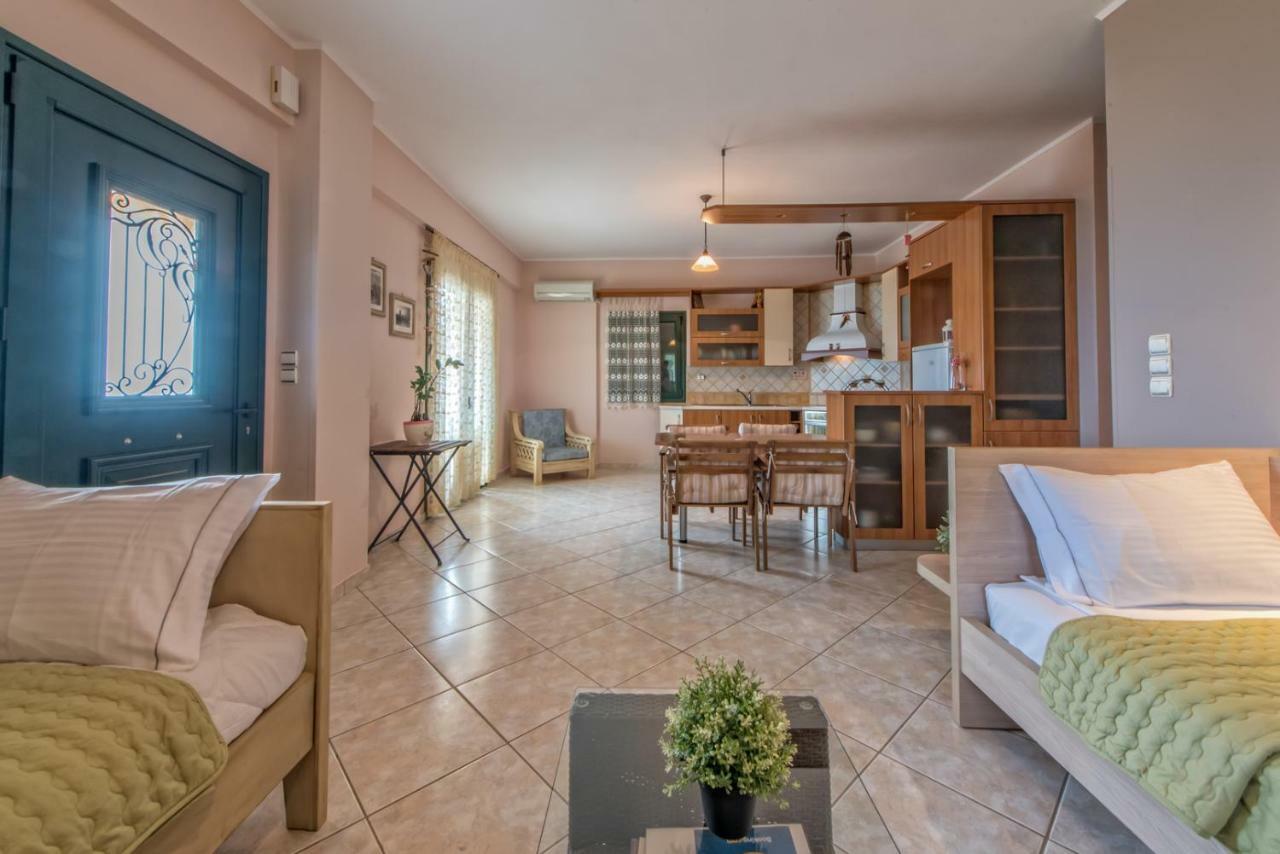 Villa Giovanni Paralia Vrachou Buitenkant foto