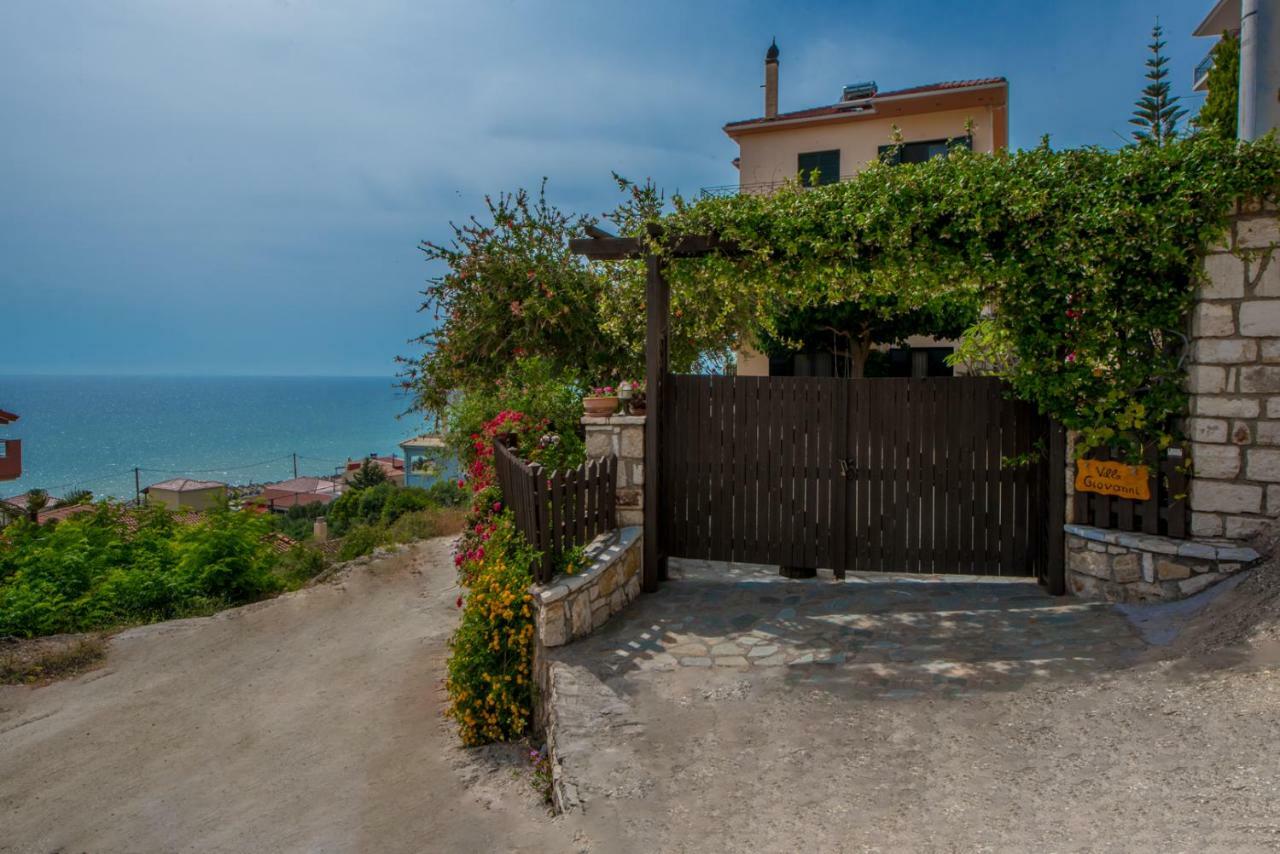 Villa Giovanni Paralia Vrachou Buitenkant foto