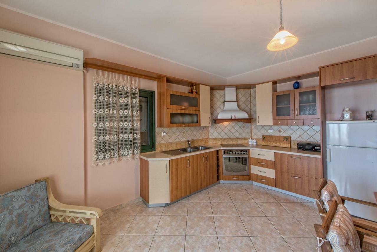Villa Giovanni Paralia Vrachou Buitenkant foto