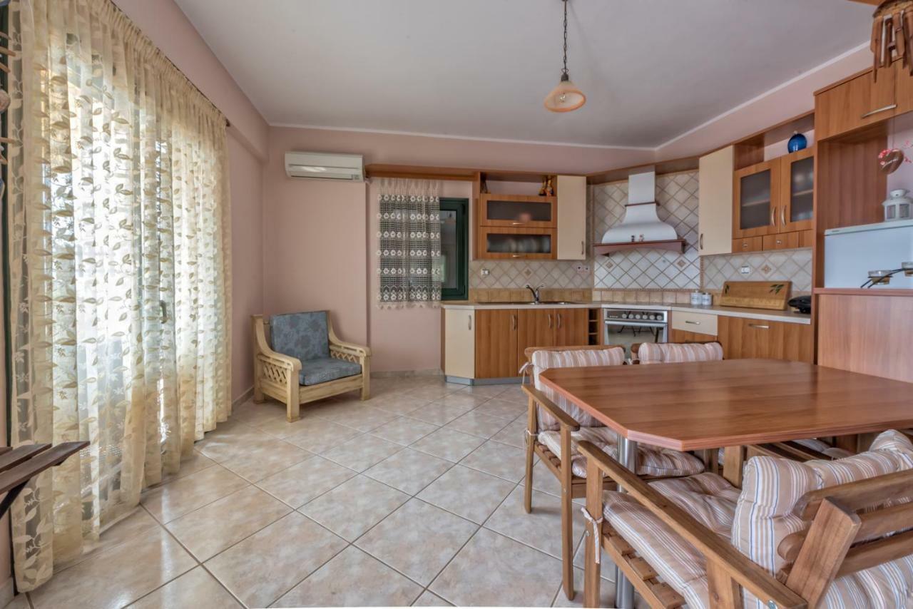 Villa Giovanni Paralia Vrachou Buitenkant foto
