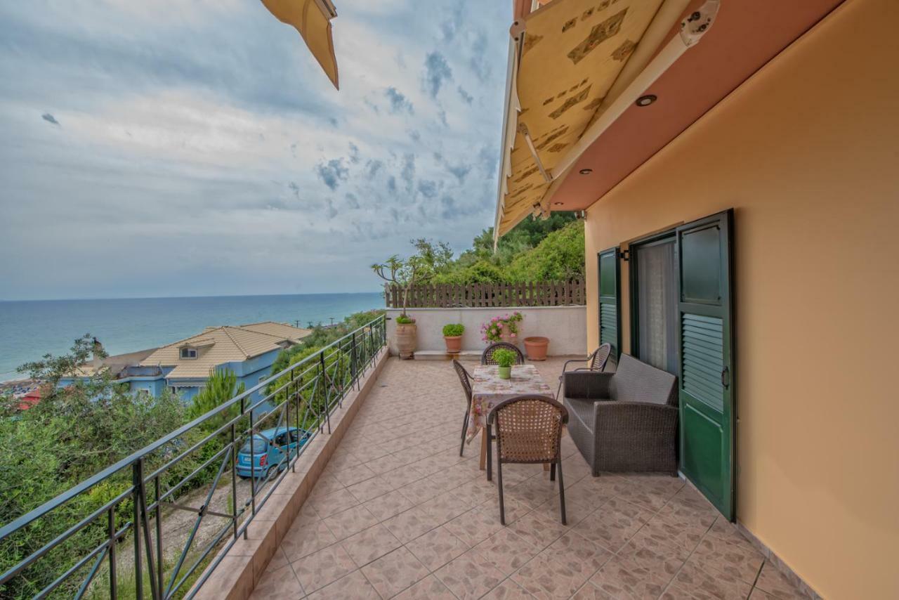 Villa Giovanni Paralia Vrachou Buitenkant foto
